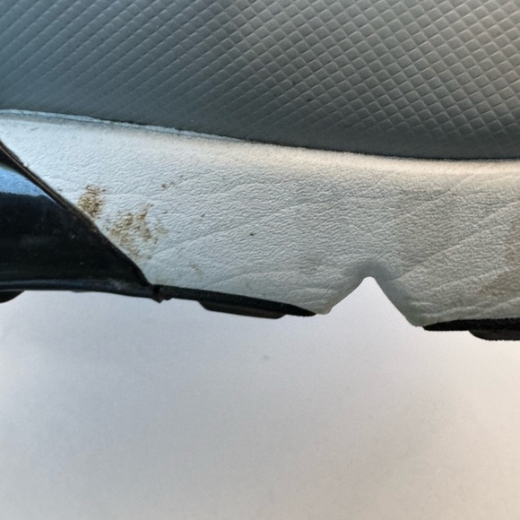 Nike Air Max 2090 Mens Shoes Size 10.5 Wolf Gray Yellow Black Running Athletic - Picture 9 of 16